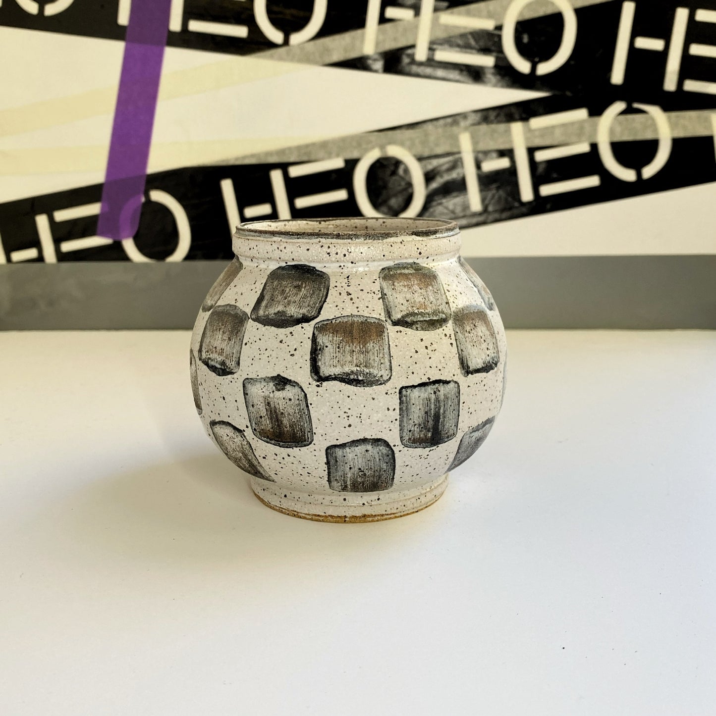 Chubby Belly Bud Vase