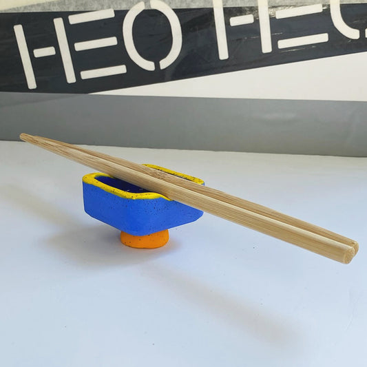 Cartoon Sauce and Chopstick Dishes
